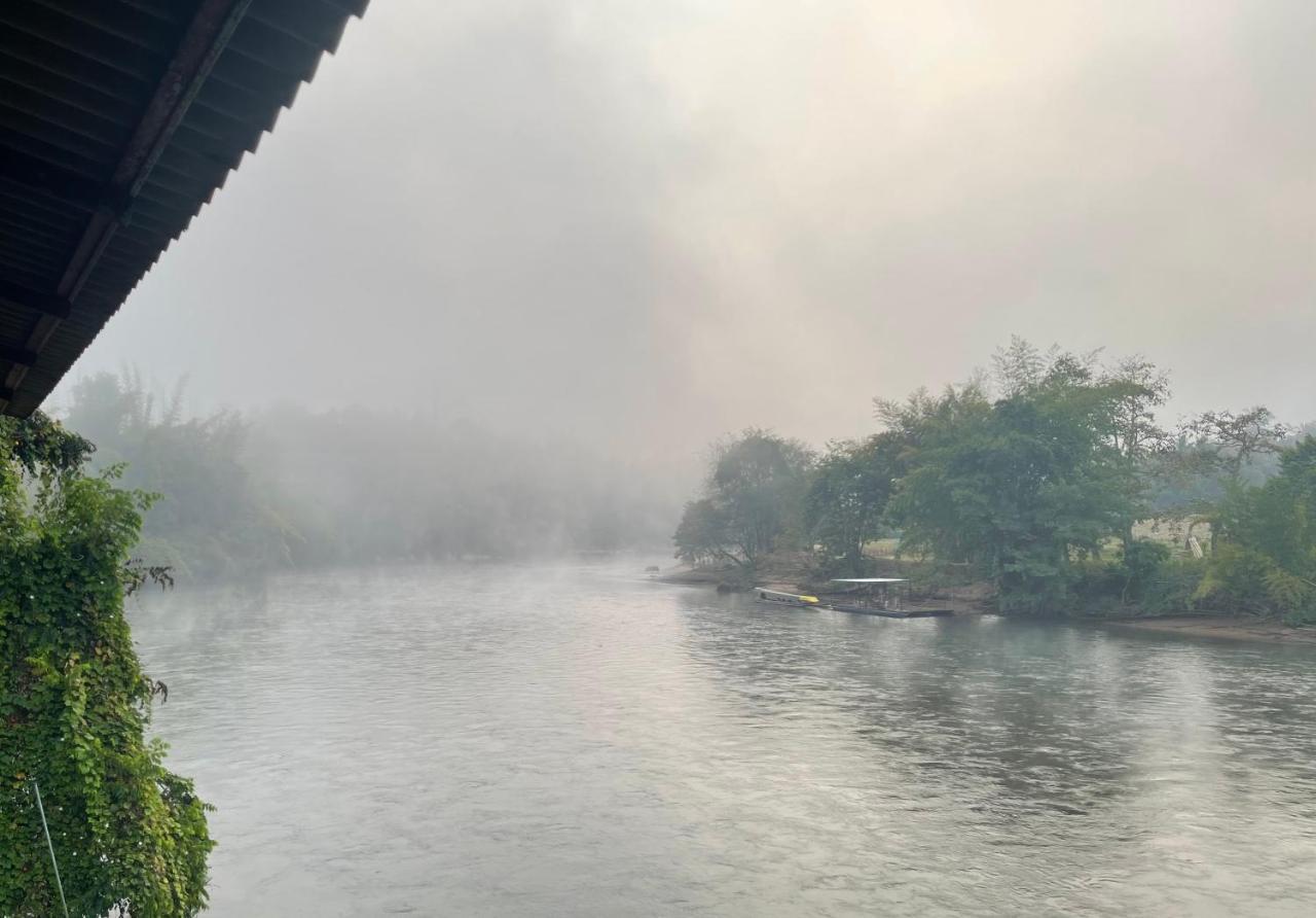Baanrai Khunya บ้านไร่คุณย่า Ban Huai Maenam Noi Exteriör bild