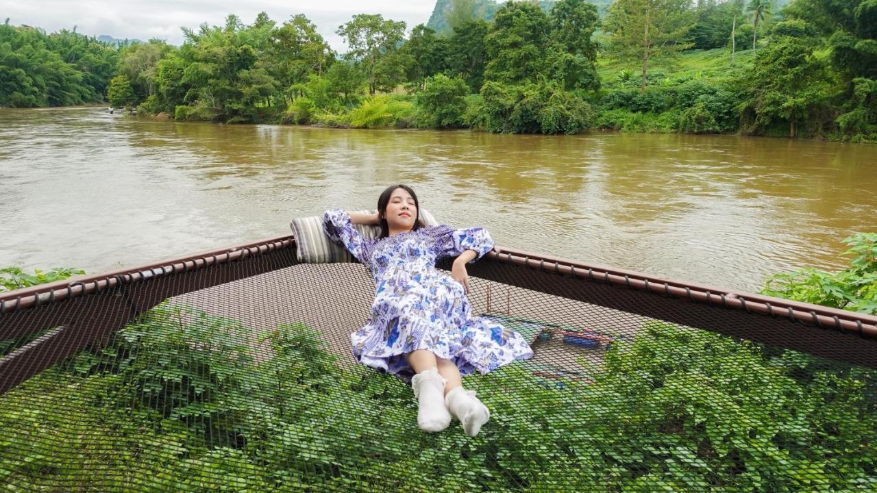 Baanrai Khunya บ้านไร่คุณย่า Ban Huai Maenam Noi Exteriör bild
